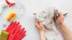 Jak vyprat kuchyňské utěrky v sáčku: jednoduchý trik s velkým účinkem