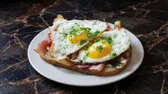 Na jakém oleji je nejlepší smažit vejce? Kuchař dal vyčerpávající odpověď