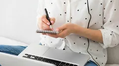 Lidé, kteří si dělají poznámky ručně, mají jednu vzácnou vlastnost – výsledky studie