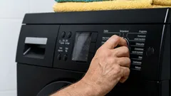 Expert označil nejvýhodnější režim praní – s ním se účty citelně sníží