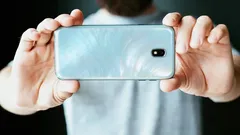 Levné smartphony s Androidem čeká v roce 2026 řada zjednodušení: co se změní?