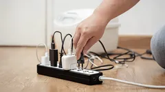 Zbytečně věříte přepěťové ochraně – možná už je „po záruce“