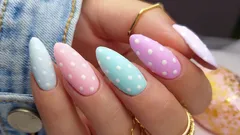 Manikúra, kterou vám budou ostatní závidět: 8 nápadů na jaro 2026