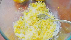 Míchání citronové kůry s jedlou sodou: k čemu je to dobré a proč to dělat