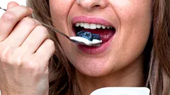 Dietologové: Jak správně konzumovat jogurt pro maximální přínos