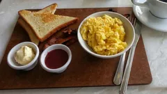 Tajemství dokonalých vajec: šéfkuchaři prozradili, v jaké fázi je nejlepší přidat sůl